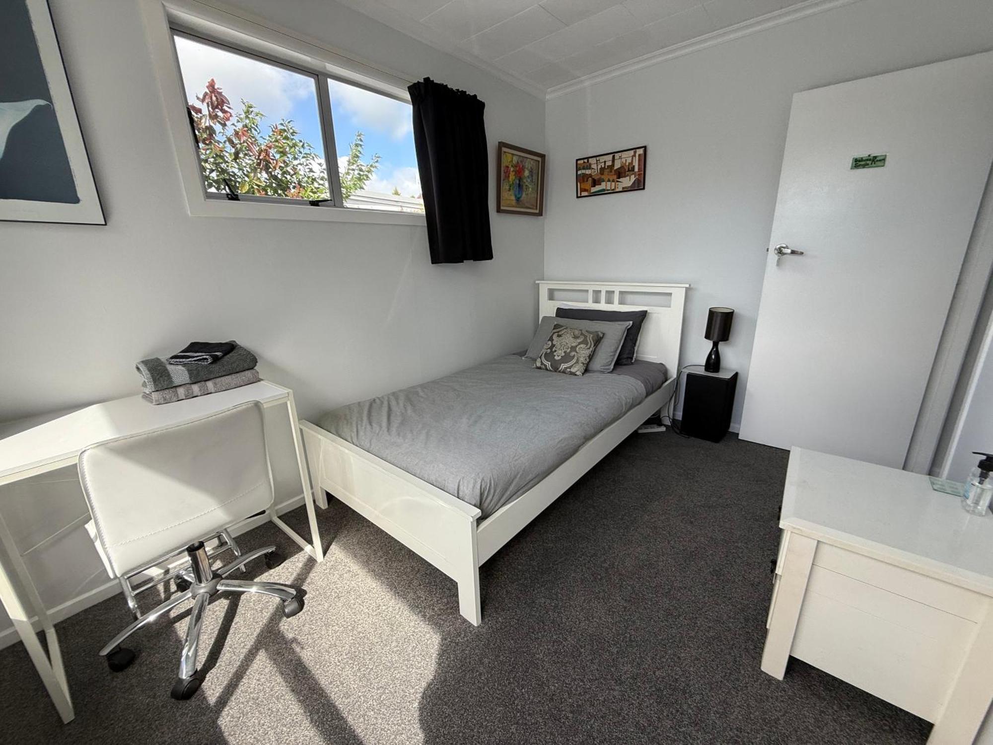 Inglewood Shared Home Bnb New Plymouth Exterior photo