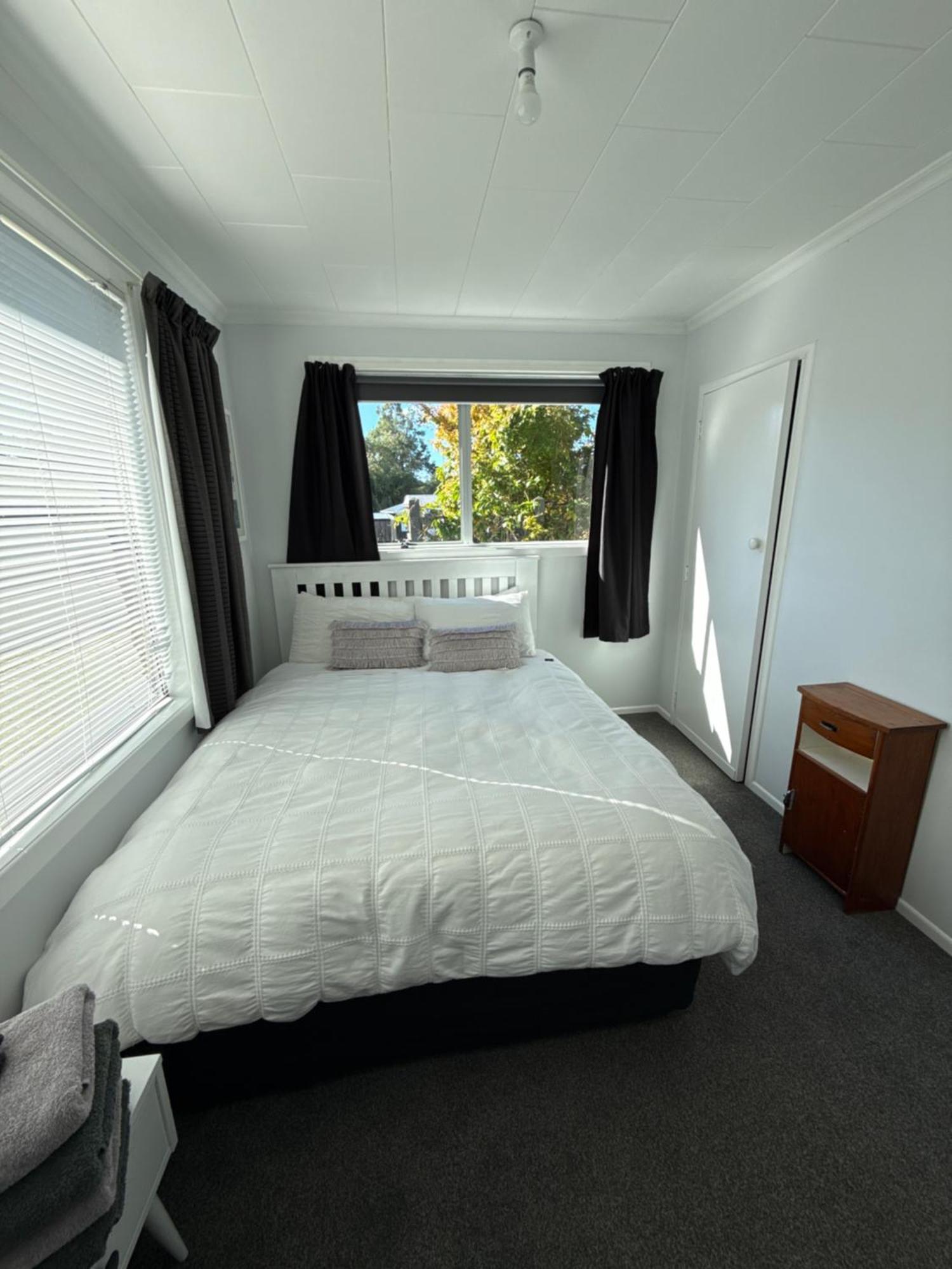 Inglewood Shared Home Bnb New Plymouth Exterior photo