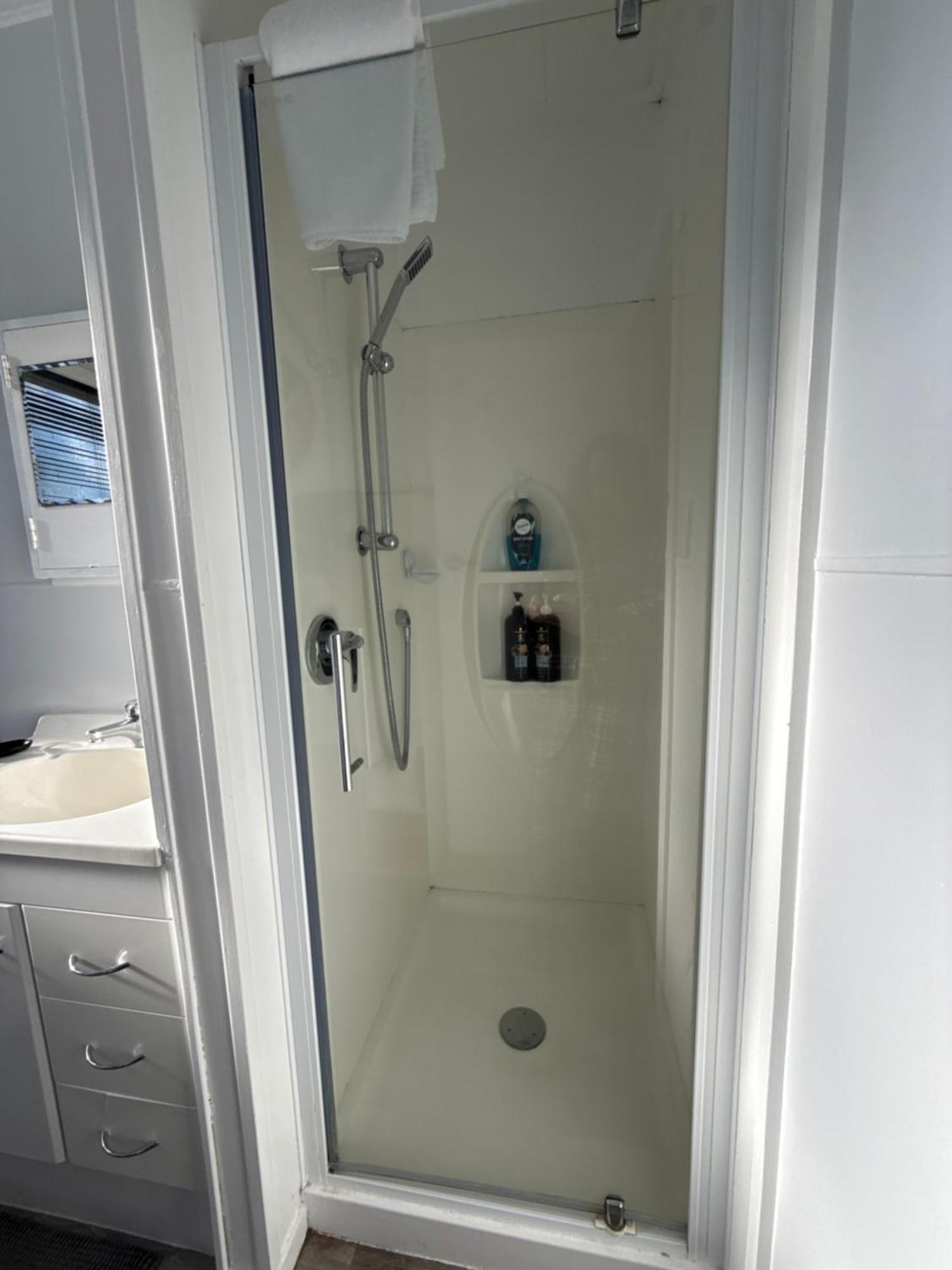 Inglewood Shared Home Bnb New Plymouth Exterior photo